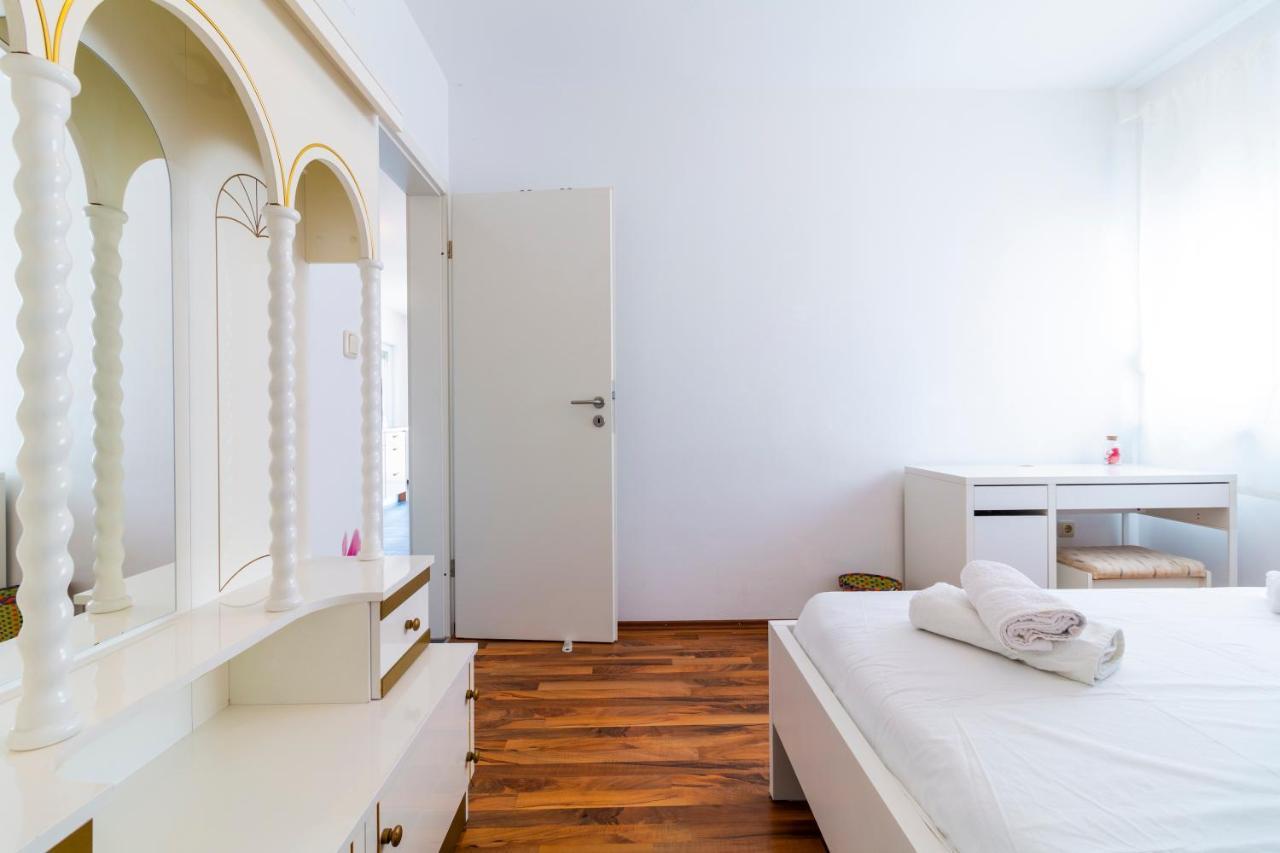 Apartments Lacaleta Split Buitenkant foto